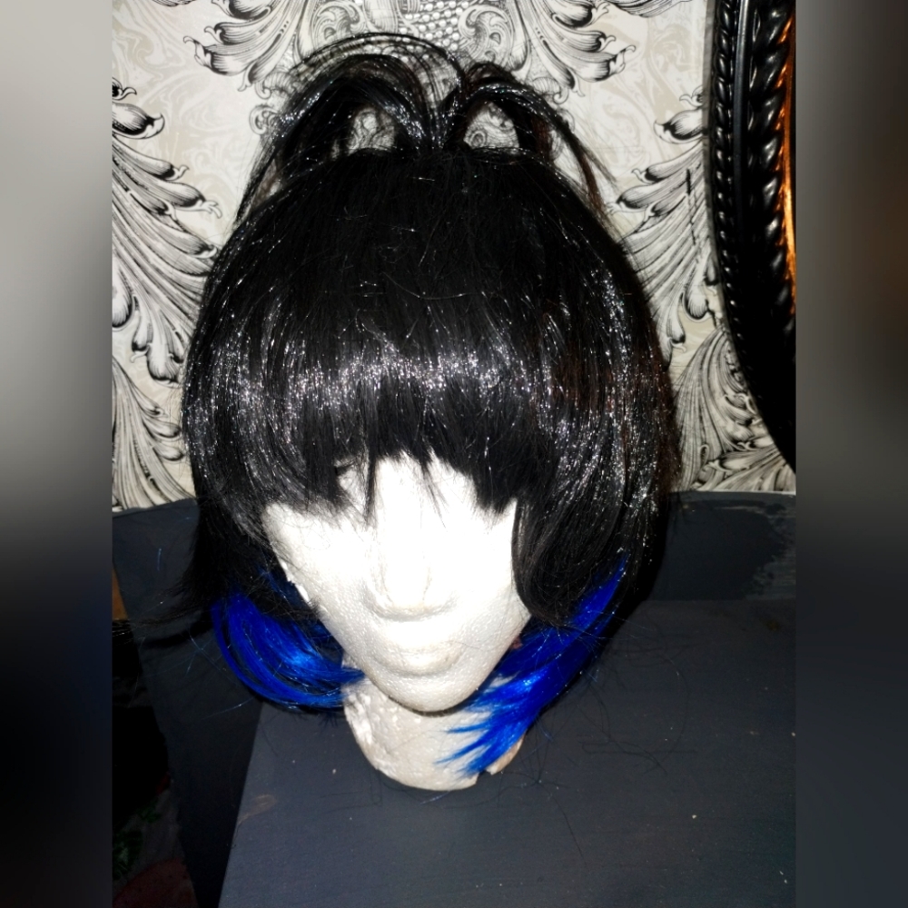 Short anime layered wig